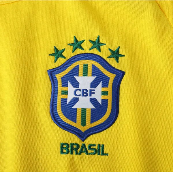 Camisa Seleção Brasileira Retrô 2002/03 Amarela - Fábrica do Hexa - Mantos da Seleção 2026